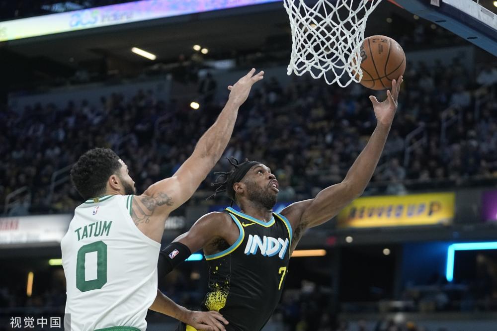 而通过年轻 而通过年轻