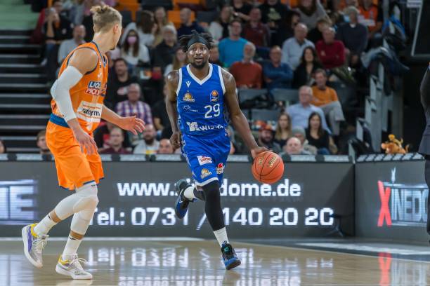 篮球教育创 篮球教育创